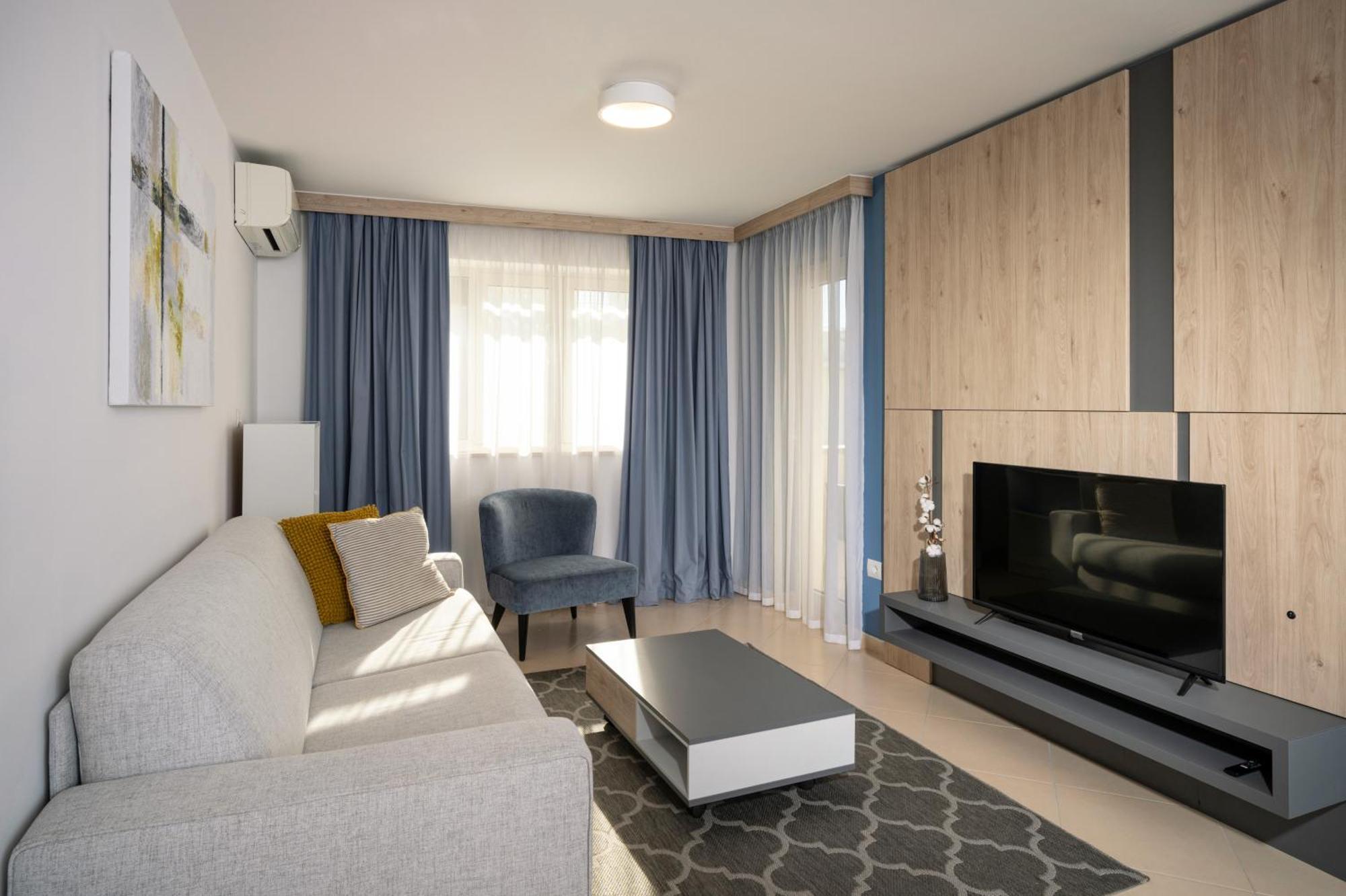 Humagum Sea View Apartment - Garden Palace Umag Exterior photo